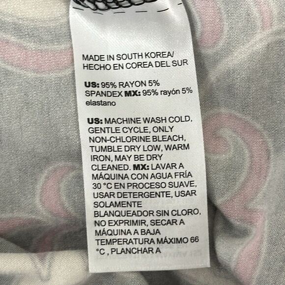 Chico's Touch of Cool™ Swirl Layering Tee Size 1 (8) NWOT - Picture 13 of 15